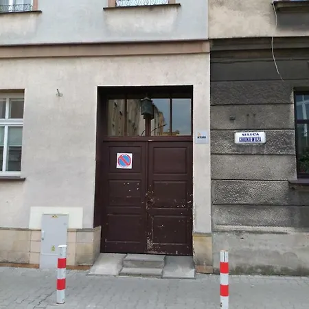 Chodkiewicza 10